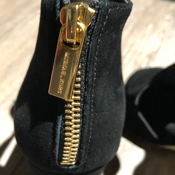 MICHAEL KORS BLACK DRESS SHOES SIZE 8M - Picture 3 of 6